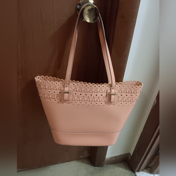 ANNE KLEIN CORAL EYELET TOTE BAG - Picture 7 of 10
